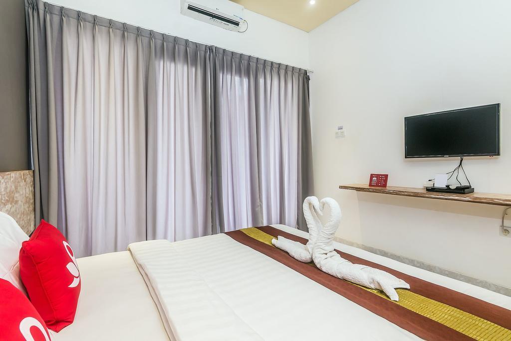 Zen Rooms Denpasar Mertasari Exterior foto